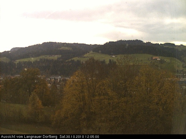 Webcam-Bild: Aussicht vom Dorfberg in Langnau 20101030-120500
