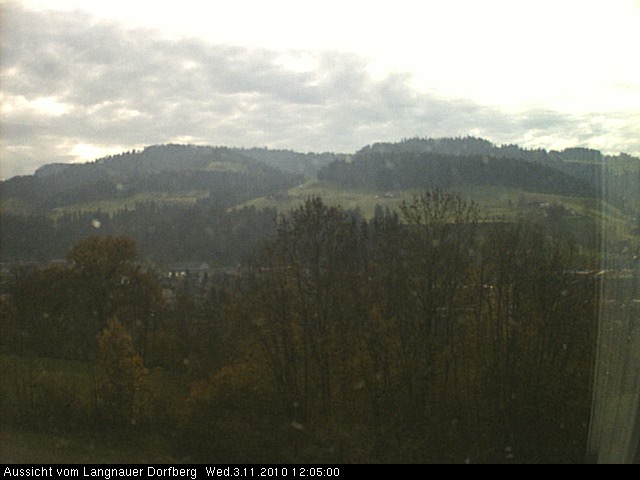 Webcam-Bild: Aussicht vom Dorfberg in Langnau 20101103-120500