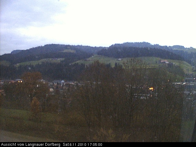 Webcam-Bild: Aussicht vom Dorfberg in Langnau 20101106-170500