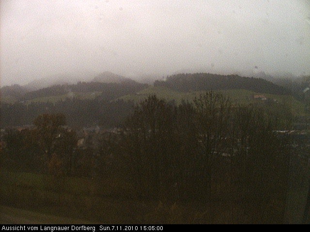 Webcam-Bild: Aussicht vom Dorfberg in Langnau 20101107-150500