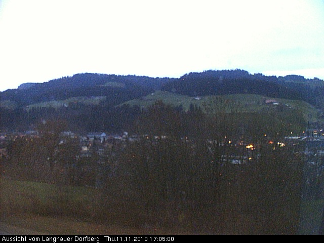 Webcam-Bild: Aussicht vom Dorfberg in Langnau 20101111-170500