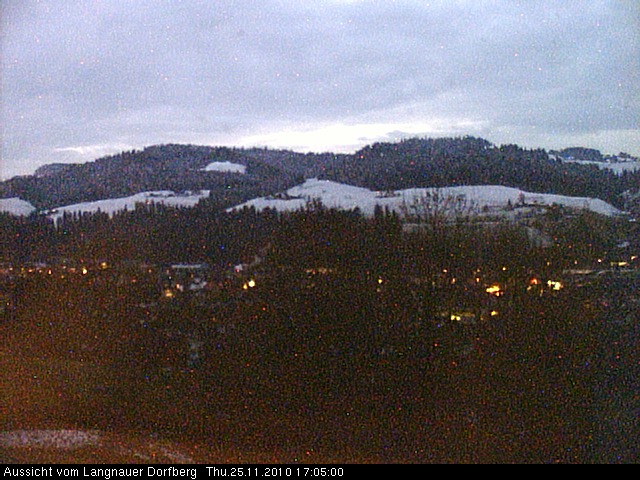 Webcam-Bild: Aussicht vom Dorfberg in Langnau 20101125-170500