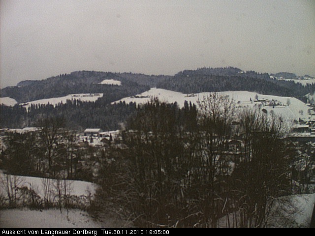 Webcam-Bild: Aussicht vom Dorfberg in Langnau 20101130-160500