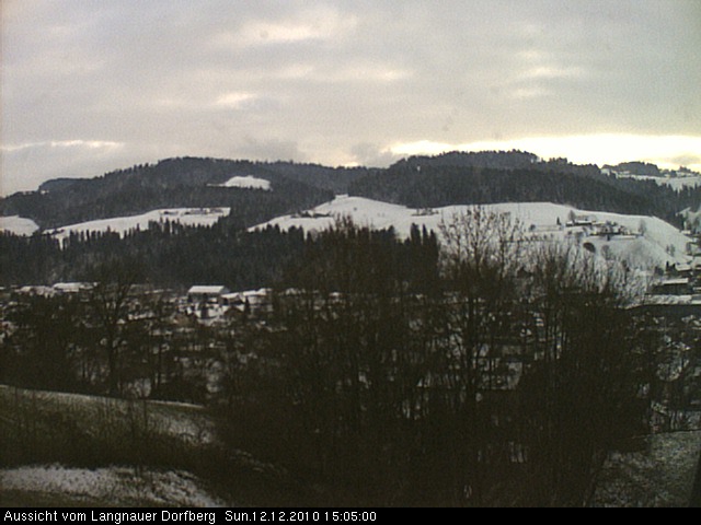 Webcam-Bild: Aussicht vom Dorfberg in Langnau 20101212-150500