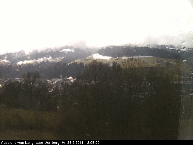 Webcam-Bild: Aussicht vom Dorfberg in Langnau 20110225-120500