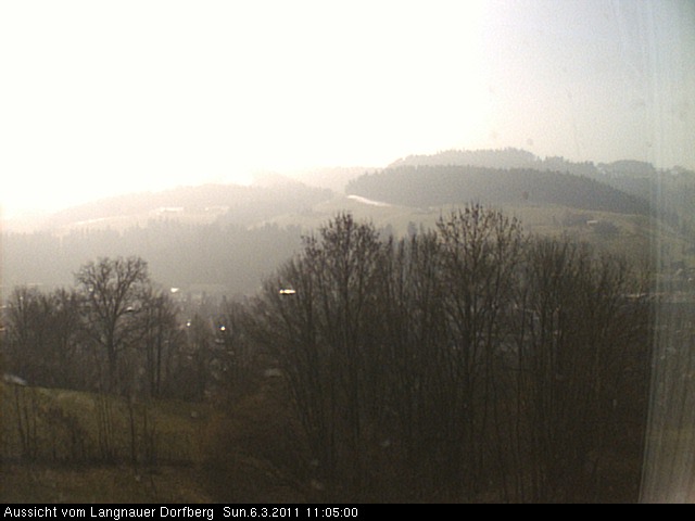 Webcam-Bild: Aussicht vom Dorfberg in Langnau 20110306-110500
