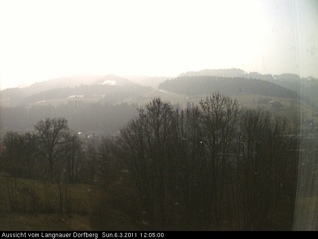Webcam-Bild: Aussicht vom Dorfberg in Langnau 20110306-120500