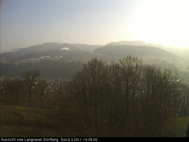 Webcam-Bild: Aussicht vom Dorfberg in Langnau 20110306-160500