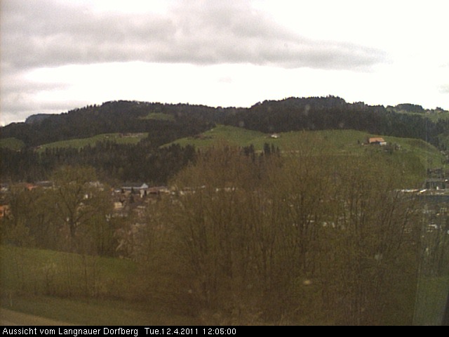 Webcam-Bild: Aussicht vom Dorfberg in Langnau 20110412-120500