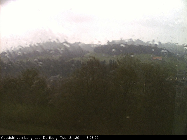 Webcam-Bild: Aussicht vom Dorfberg in Langnau 20110412-160500