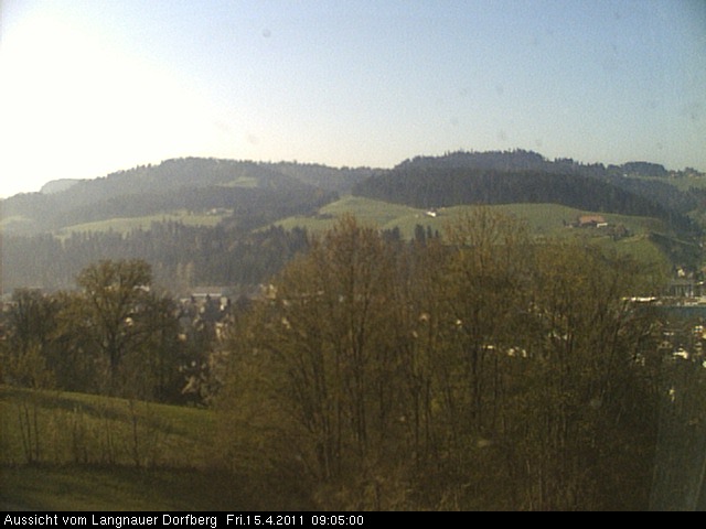 Webcam-Bild: Aussicht vom Dorfberg in Langnau 20110415-090500