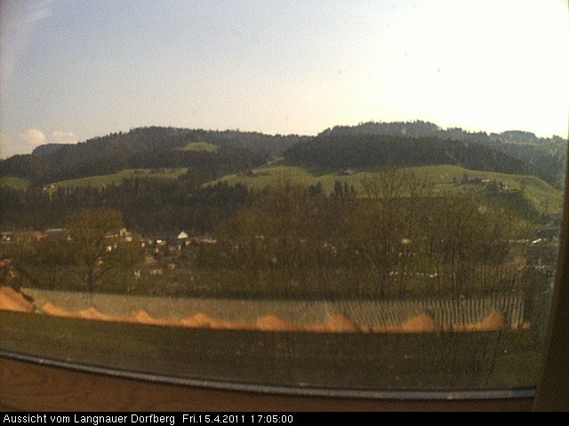 Webcam-Bild: Aussicht vom Dorfberg in Langnau 20110415-170500