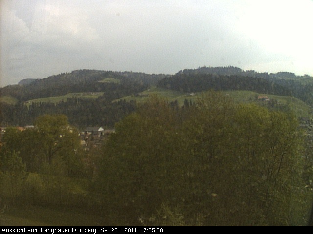 Webcam-Bild: Aussicht vom Dorfberg in Langnau 20110423-170500