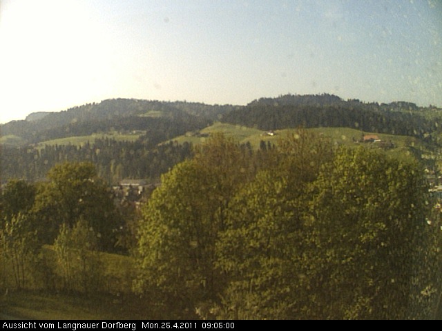 Webcam-Bild: Aussicht vom Dorfberg in Langnau 20110425-090500