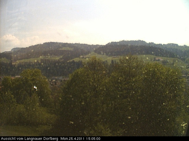 Webcam-Bild: Aussicht vom Dorfberg in Langnau 20110425-150500