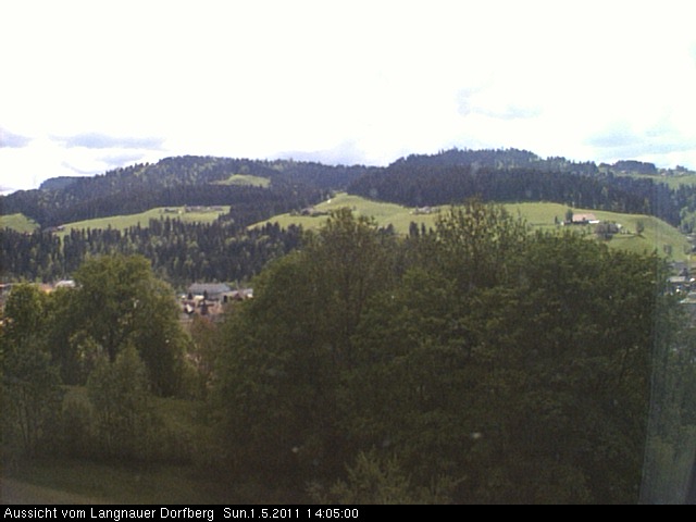 Webcam-Bild: Aussicht vom Dorfberg in Langnau 20110501-140500