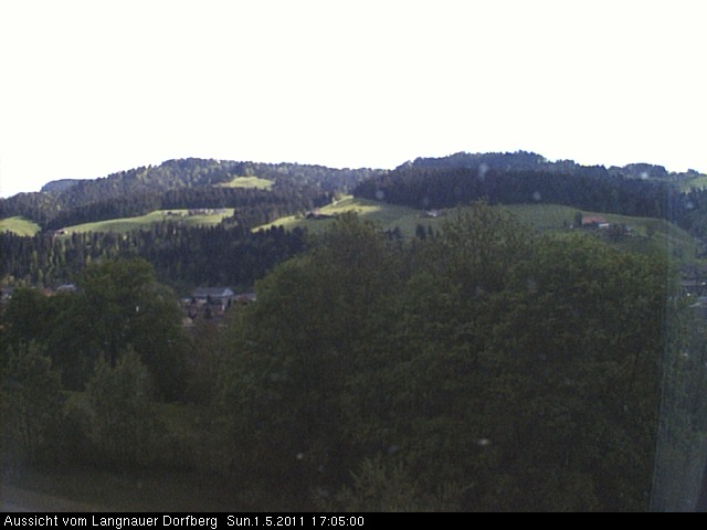 Webcam-Bild: Aussicht vom Dorfberg in Langnau 20110501-170500
