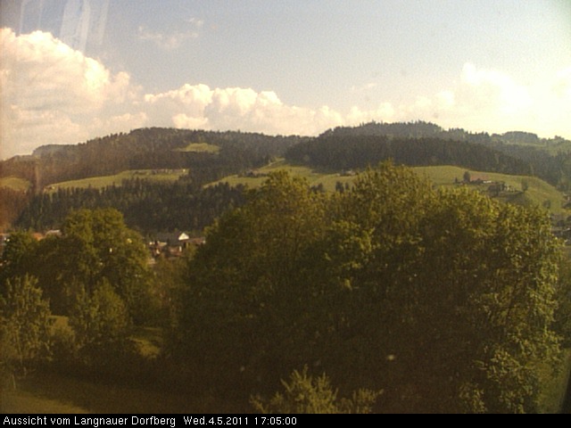 Webcam-Bild: Aussicht vom Dorfberg in Langnau 20110504-170500