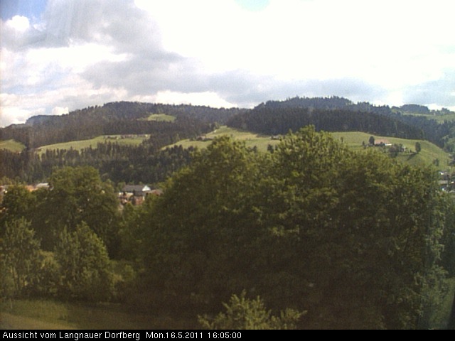 Webcam-Bild: Aussicht vom Dorfberg in Langnau 20110516-160500