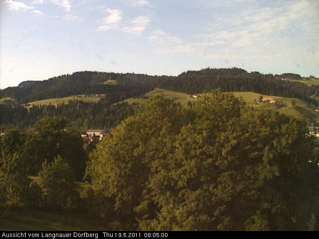 Webcam-Bild: Aussicht vom Dorfberg in Langnau 20110519-080500