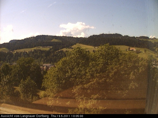 Webcam-Bild: Aussicht vom Dorfberg in Langnau 20110519-100500