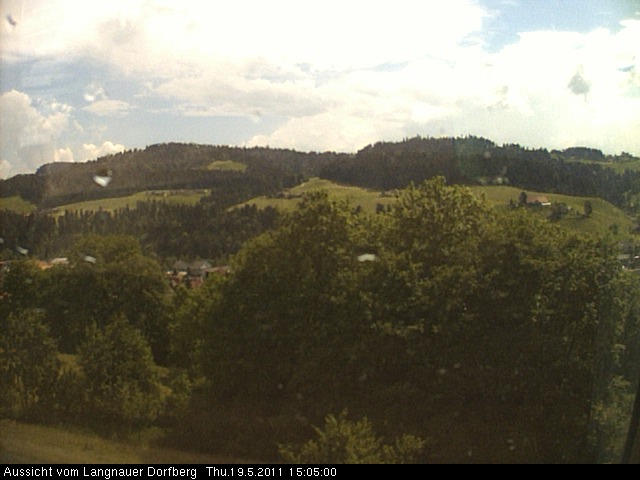 Webcam-Bild: Aussicht vom Dorfberg in Langnau 20110519-150500