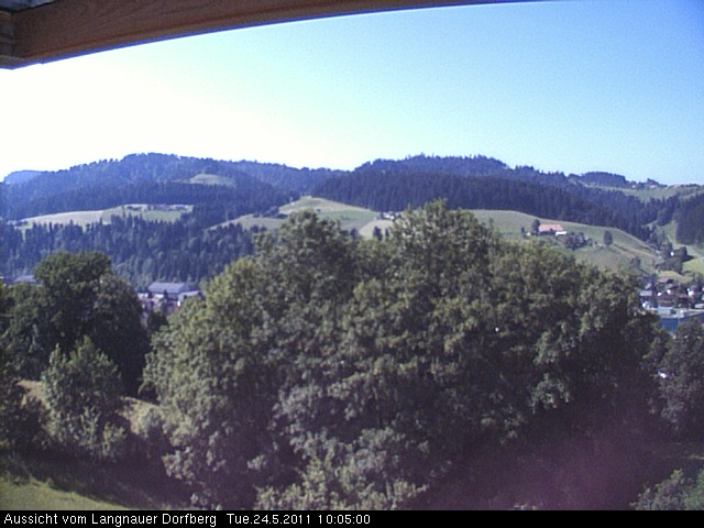 Webcam-Bild: Aussicht vom Dorfberg in Langnau 20110524-100500