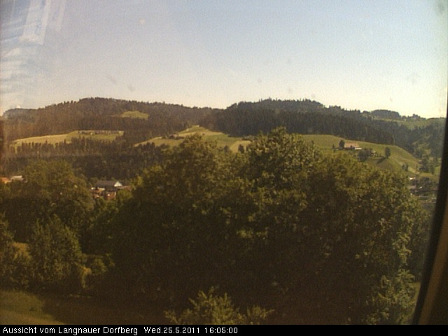 Webcam-Bild: Aussicht vom Dorfberg in Langnau 20110525-160500