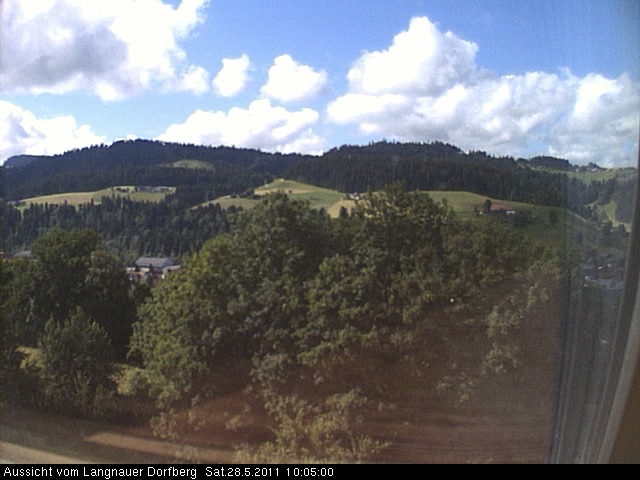 Webcam-Bild: Aussicht vom Dorfberg in Langnau 20110528-100500