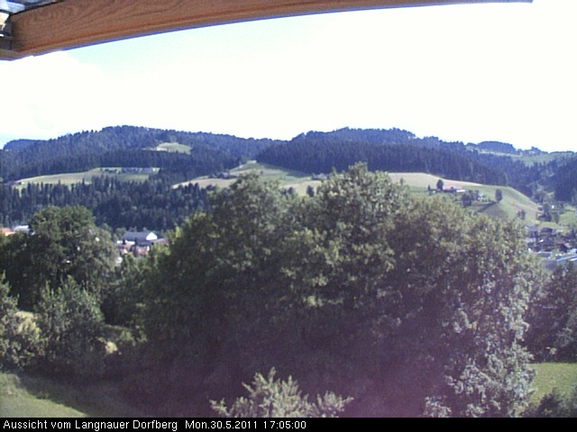 Webcam-Bild: Aussicht vom Dorfberg in Langnau 20110530-170500