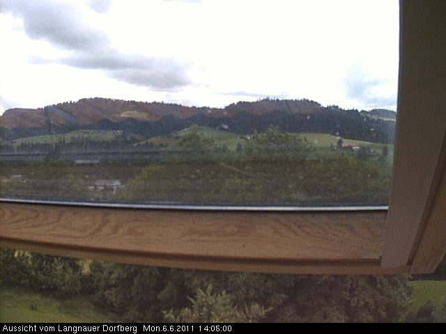 Webcam-Bild: Aussicht vom Dorfberg in Langnau 20110606-140500