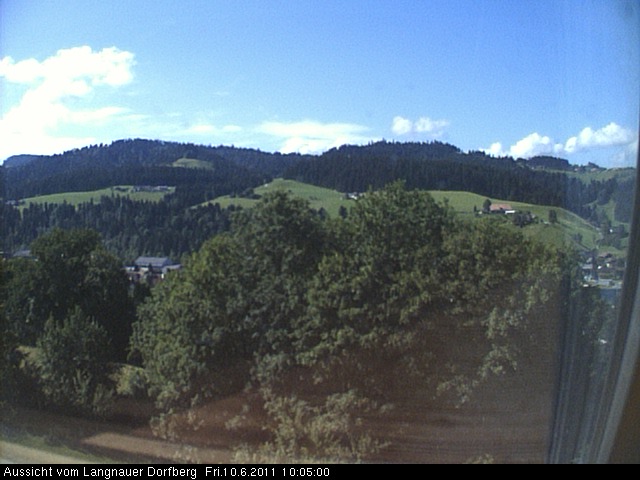 Webcam-Bild: Aussicht vom Dorfberg in Langnau 20110610-100500