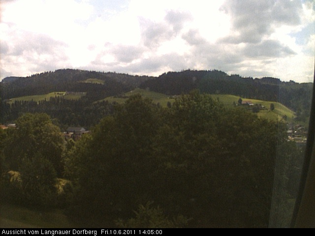 Webcam-Bild: Aussicht vom Dorfberg in Langnau 20110610-140500