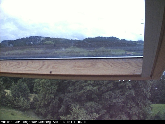 Webcam-Bild: Aussicht vom Dorfberg in Langnau 20110611-100500