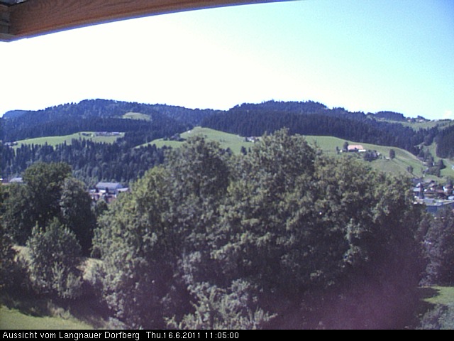 Webcam-Bild: Aussicht vom Dorfberg in Langnau 20110616-110500