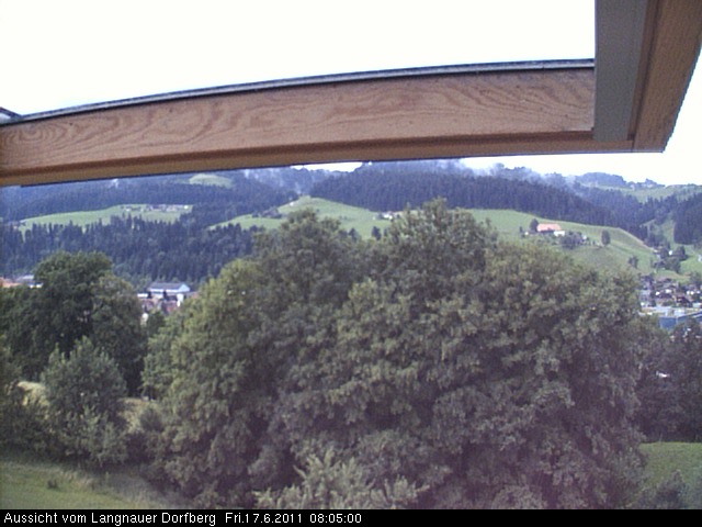Webcam-Bild: Aussicht vom Dorfberg in Langnau 20110617-080500