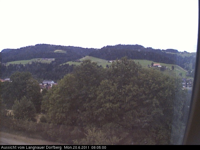 Webcam-Bild: Aussicht vom Dorfberg in Langnau 20110620-080500