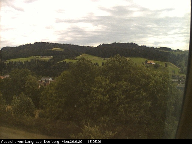 Webcam-Bild: Aussicht vom Dorfberg in Langnau 20110620-150501