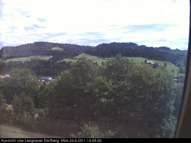 Webcam-Bild: Aussicht vom Dorfberg in Langnau 20110620-160500