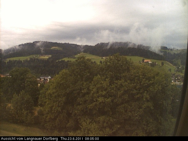 Webcam-Bild: Aussicht vom Dorfberg in Langnau 20110623-080500