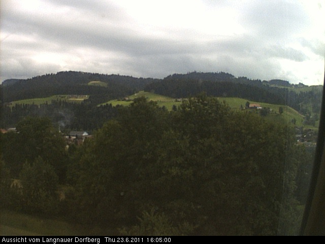 Webcam-Bild: Aussicht vom Dorfberg in Langnau 20110623-160500