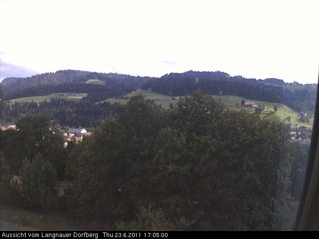 Webcam-Bild: Aussicht vom Dorfberg in Langnau 20110623-170500