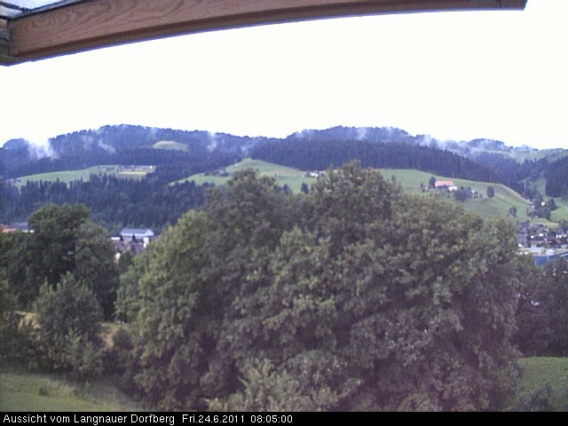 Webcam-Bild: Aussicht vom Dorfberg in Langnau 20110624-080500