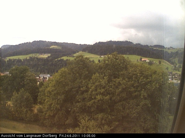 Webcam-Bild: Aussicht vom Dorfberg in Langnau 20110624-100500