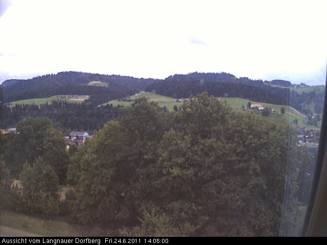 Webcam-Bild: Aussicht vom Dorfberg in Langnau 20110624-140500
