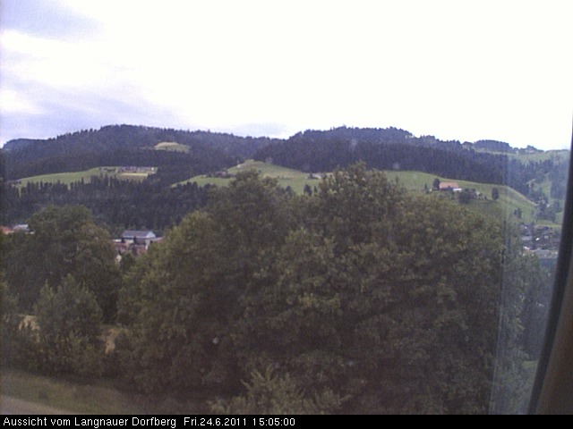 Webcam-Bild: Aussicht vom Dorfberg in Langnau 20110624-150500