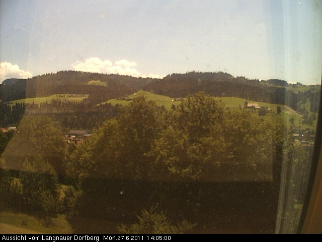 Webcam-Bild: Aussicht vom Dorfberg in Langnau 20110627-140500