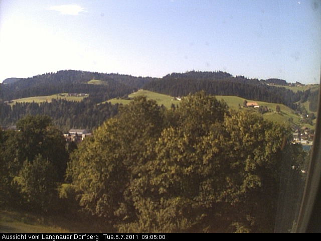 Webcam-Bild: Aussicht vom Dorfberg in Langnau 20110705-090500