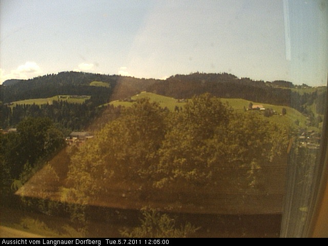 Webcam-Bild: Aussicht vom Dorfberg in Langnau 20110705-120500