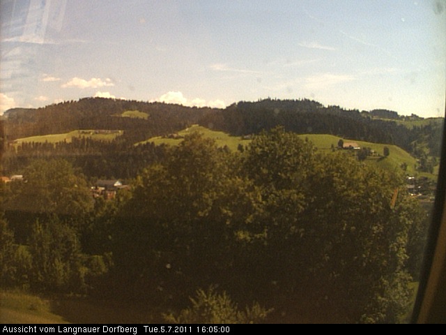 Webcam-Bild: Aussicht vom Dorfberg in Langnau 20110705-160500